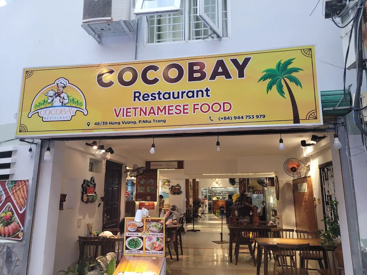 Cocobay Restaurant — вход в ресторан
